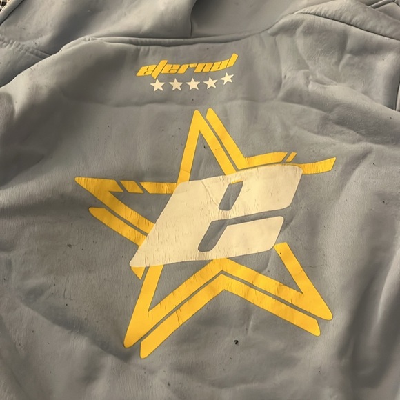 Eternal Flare Hoodie - Picture 3 of 4